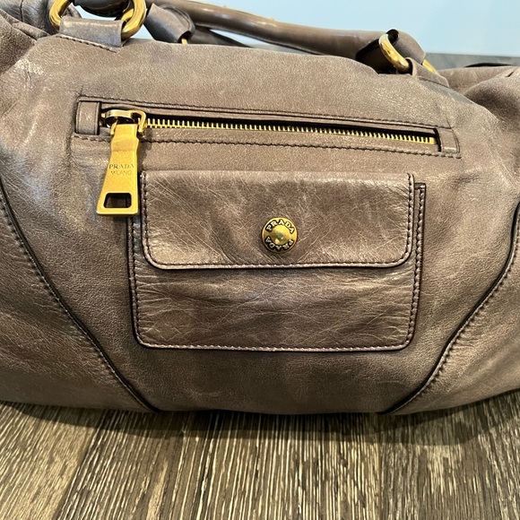 Authentic Prada bag - Picture 3 of 11